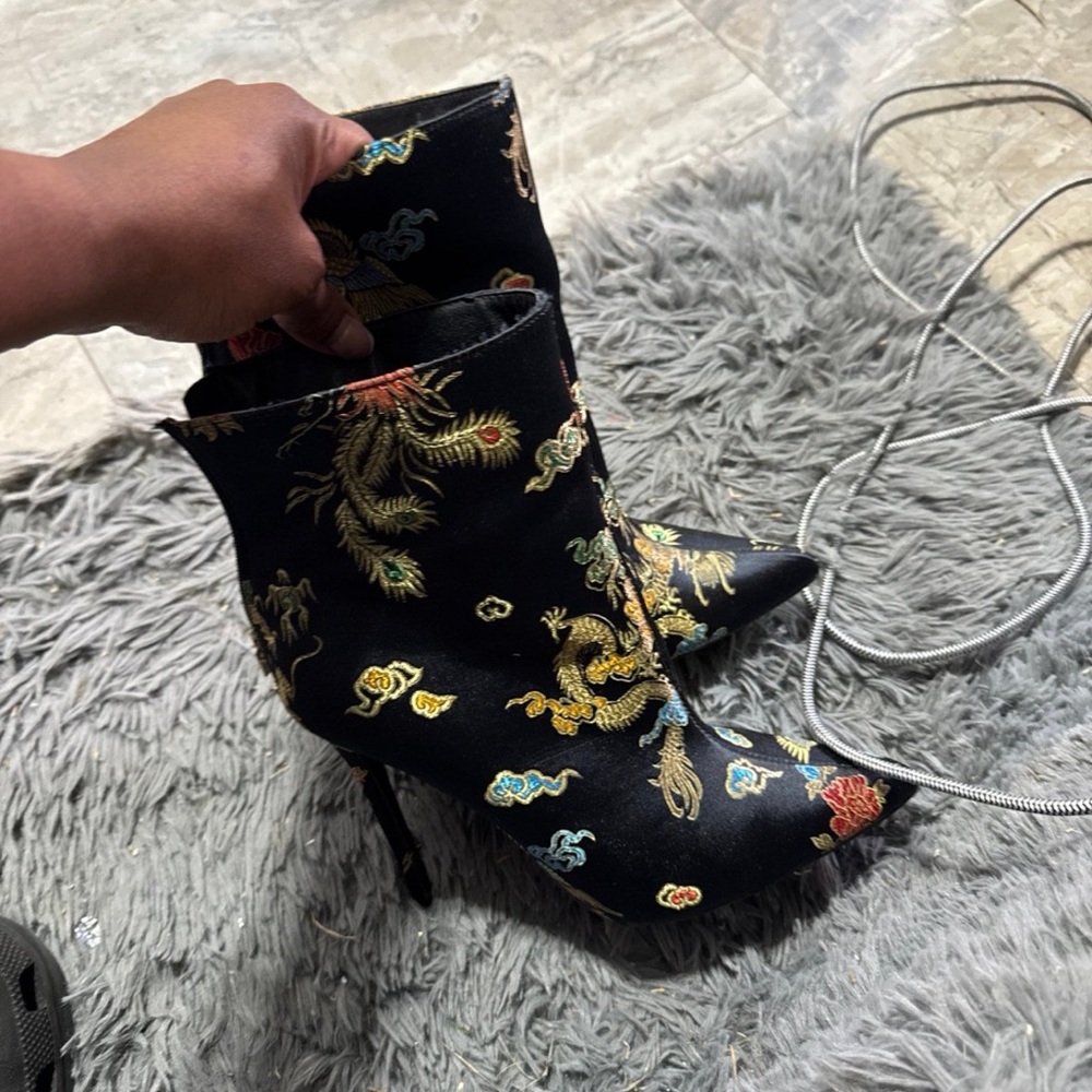 Floral Embroidered Black Stiletto Boots - Picture 2 of 3